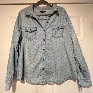 Old Navy Women’s Chambray Button-Down Anchor Top - NWOT - blue jean - XL
